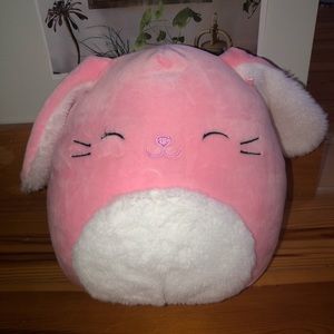 8” Bop the Bunny Squishmallow